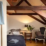 Frühstückspension Boerenhofstede De Overhorn Weesp