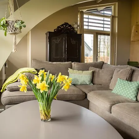 Boerenhofstede De Overhorn Bed & Breakfast 4*