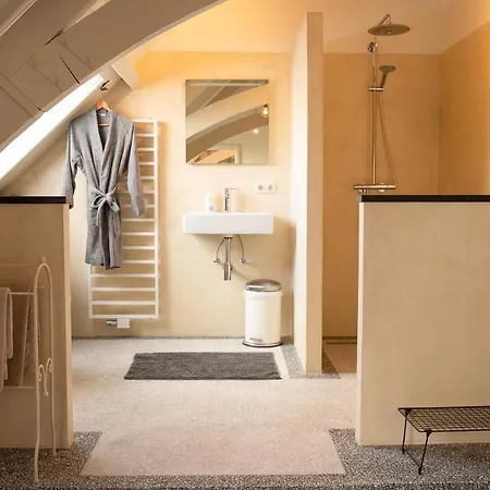 Bed & Breakfast Boerenhofstede De Overhorn Weesp