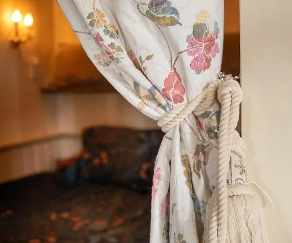 Boerenhofstede De Overhorn B&B 비스프