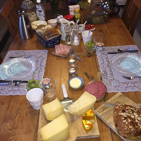 Oda ve Kahvaltı Boerenhofstede De Overhorn Weesp