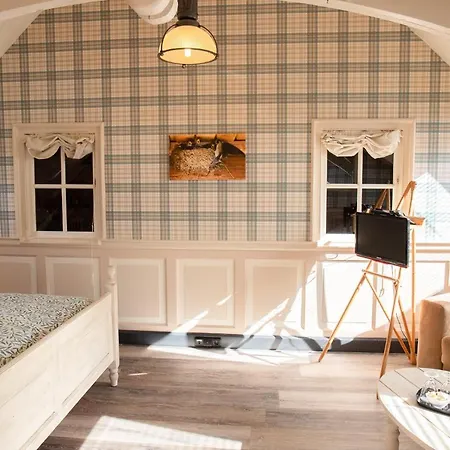 Boerenhofstede De Overhorn B&B 비스프